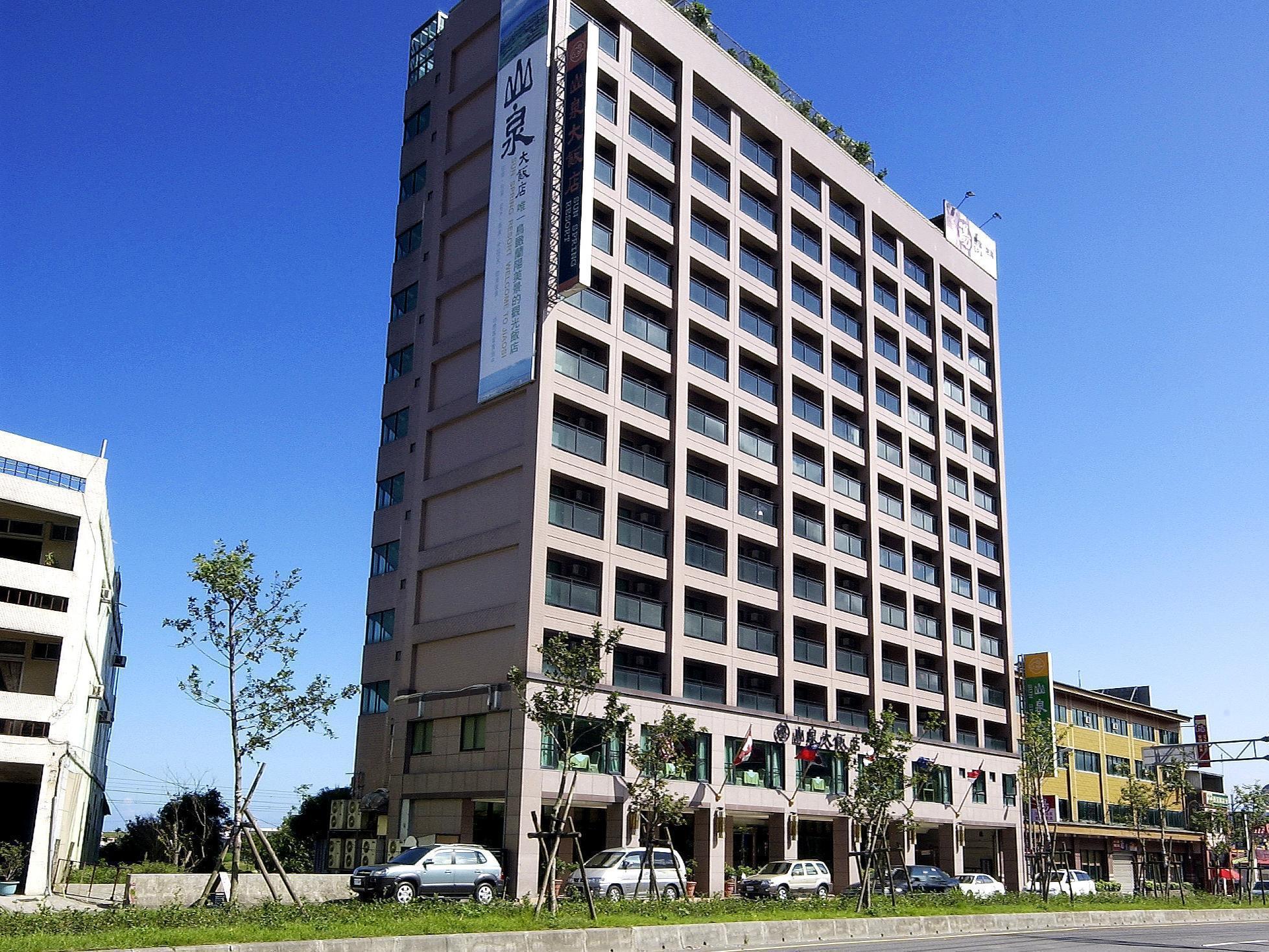 Yilan Sun Spring Resort מראה חיצוני תמונה
