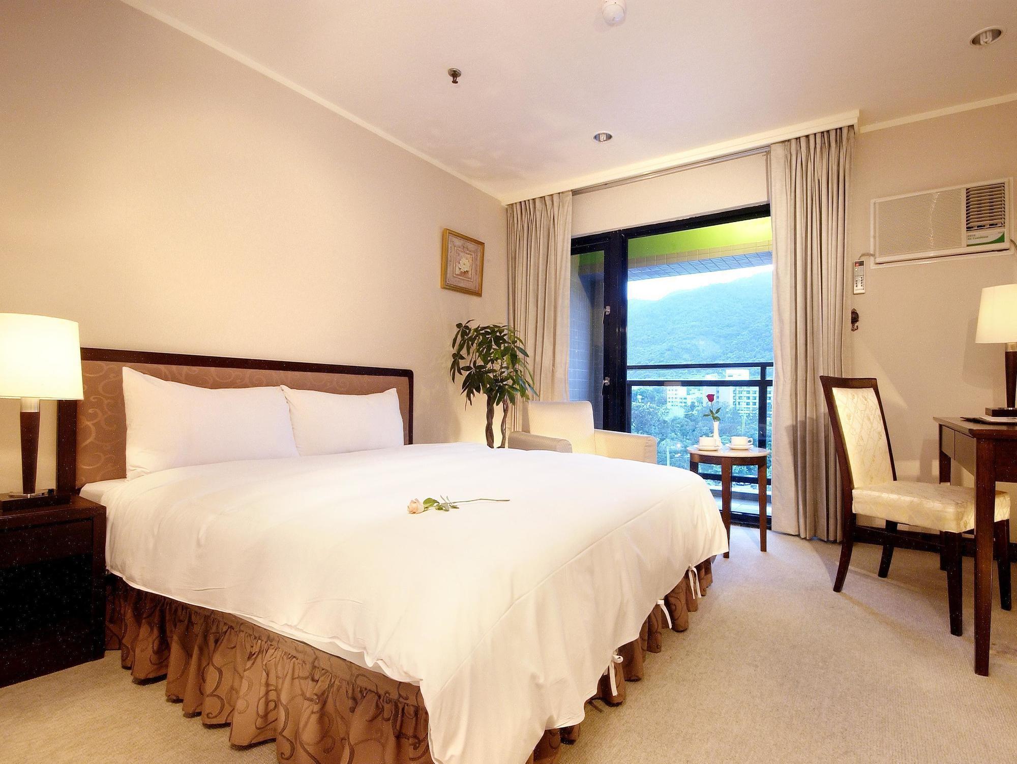Yilan Sun Spring Resort מראה חיצוני תמונה