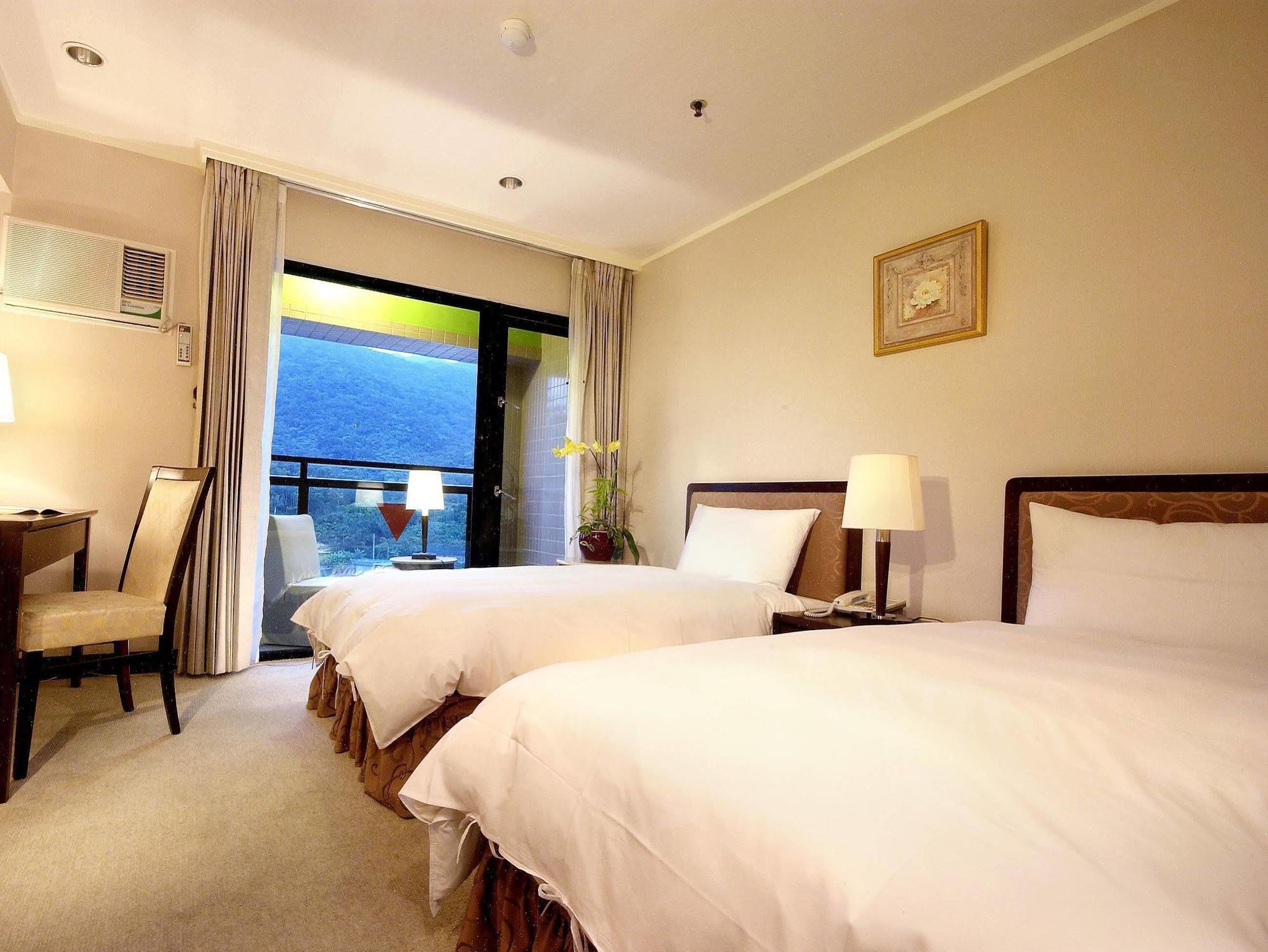 Yilan Sun Spring Resort מראה חיצוני תמונה